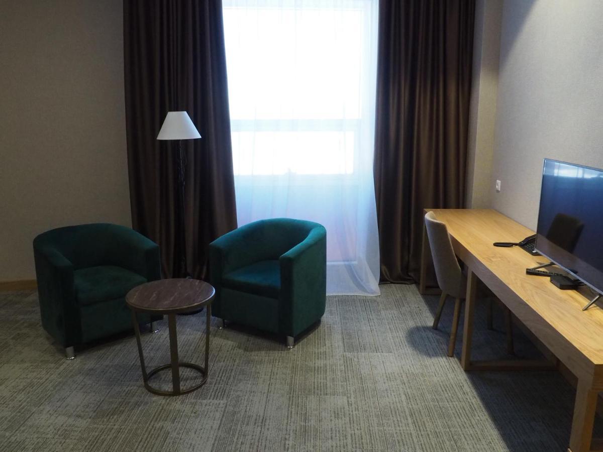 Jj Hotel อัสตานา ภายนอก รูปภาพ